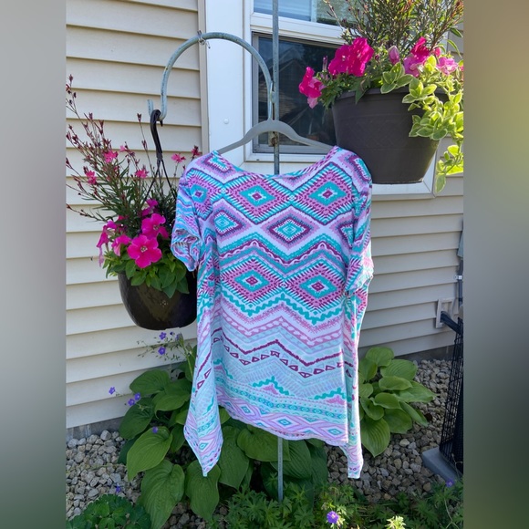 Very Gently Used Women’s Scoop Neck Top No Tags- Best Guess L/XXL, Ties on Sides - Picture 6 of 17